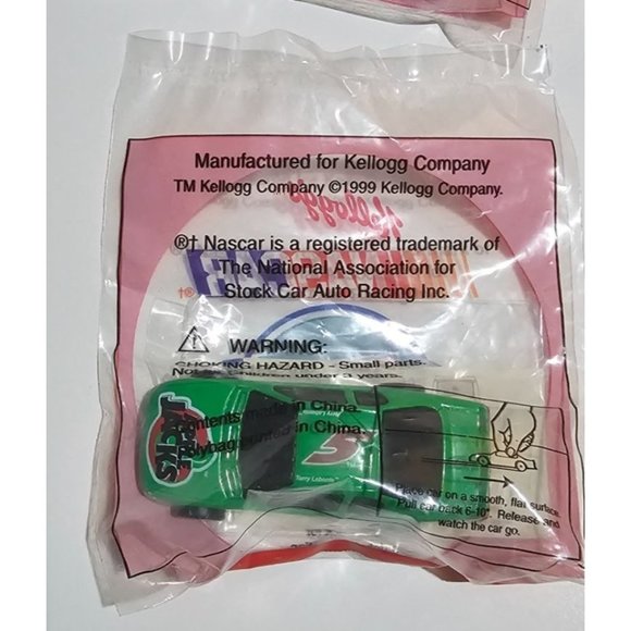 Vtg Lot of 6 1999 Kellogg's NASCAR Terry Labonte Pull N Go #5 Diecast 1:64 Cars - Picture 5 of 7